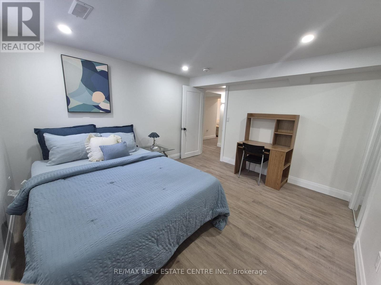 Legal Basement Unit - 1390 Conliffe Court, Mississauga, Ontario  L5C 1R3 - Photo 14 - W12650914