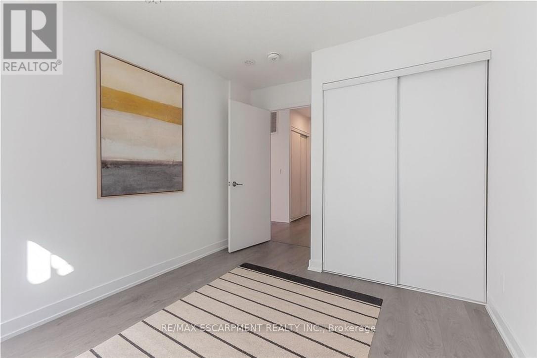 105 - 1135 Cooke Boulevard, Burlington, Ontario  L7T 0C3 - Photo 9 - W12648934