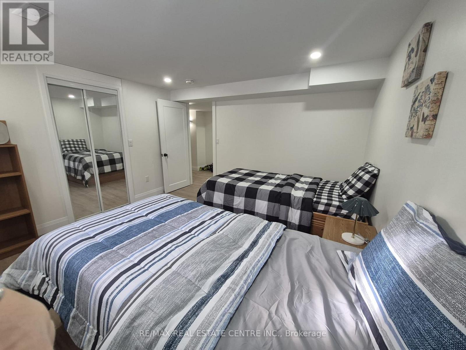 Legal Basement Unit - 1390 Conliffe Court, Mississauga, Ontario  L5C 1R3 - Photo 27 - W12650914