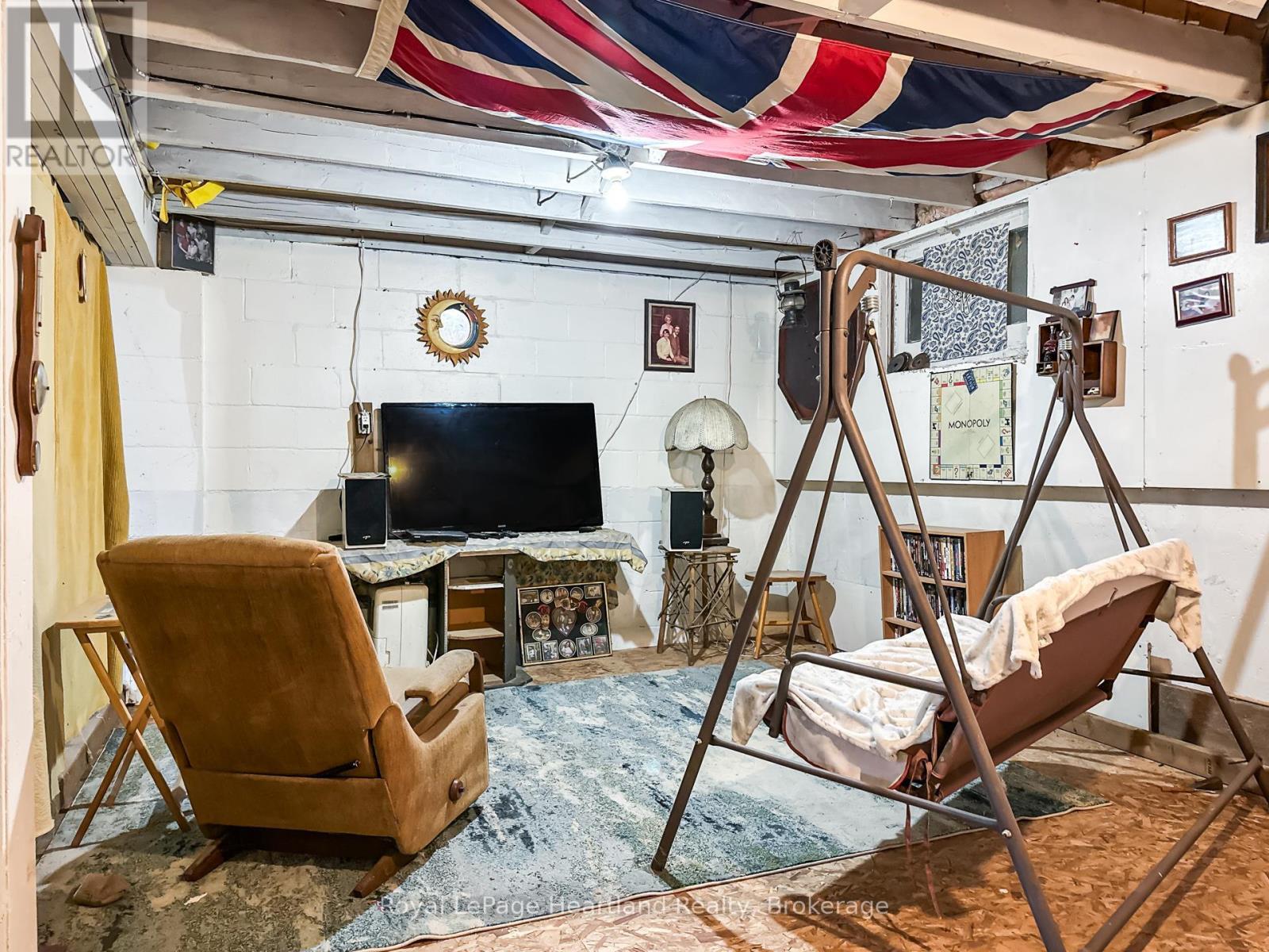 21 St Charles Place, Huron East (Vanastra), Ontario  N0M 1L0 - Photo 33 - X12807186