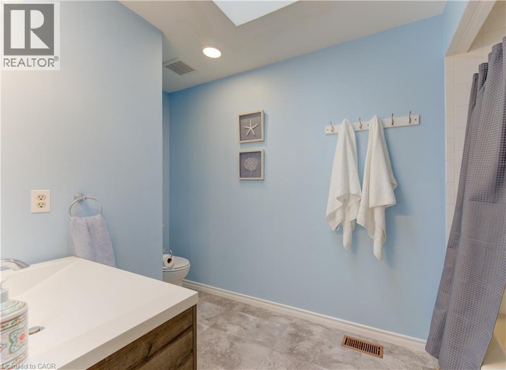 224 Brembel Court, Kitchener, Ontario N2B 3T7 - Photo 25 - 40803789