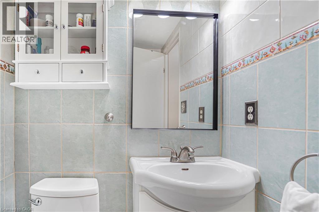 18 Holborn Court Unit# 203, Kitchener, Ontario  N2A 4A1 - Photo 13 - 40802775