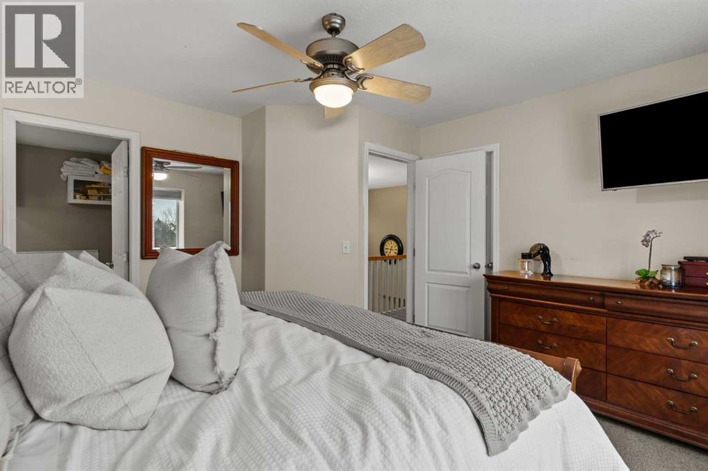 151 Willowbrook Drive Nw, Airdrie, Alberta  T4B 2W5 - Photo 15 - A2276403