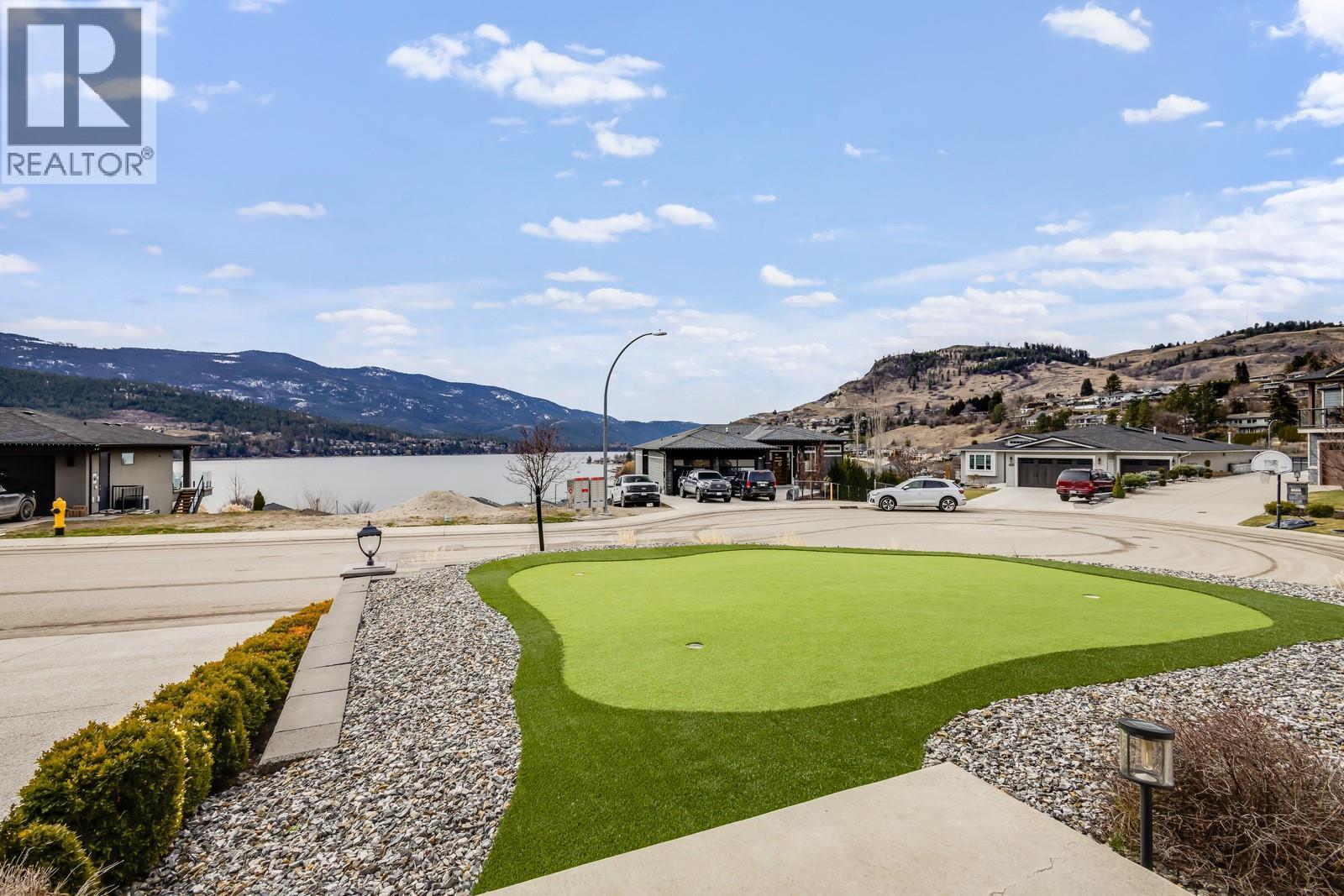 7229 Edgewater Place, Coldstream, British Columbia  V1B 4C5 - Photo 44 - 10375848