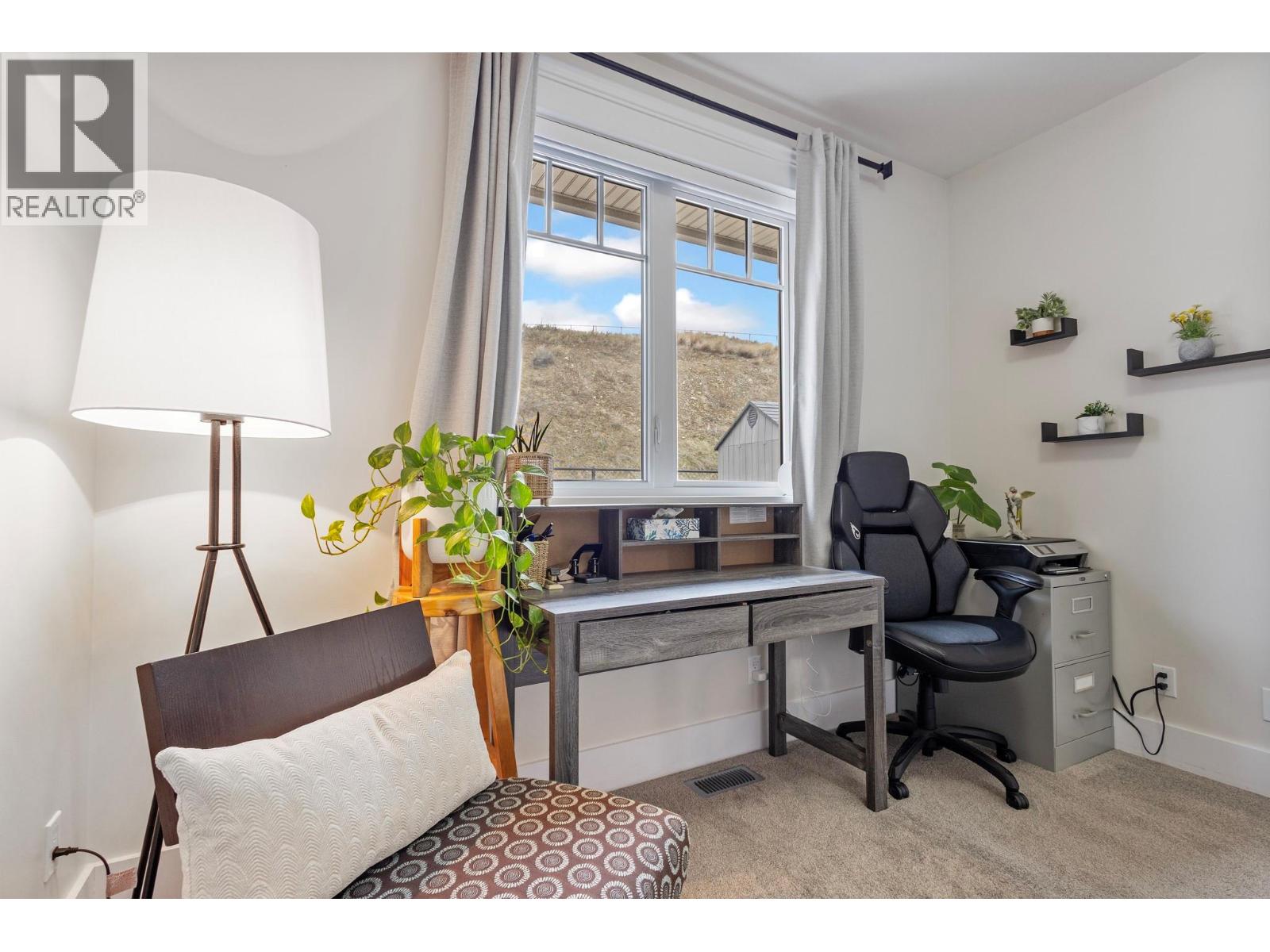 7229 Edgewater Place, Coldstream, British Columbia  V1B 4C5 - Photo 16 - 10375848