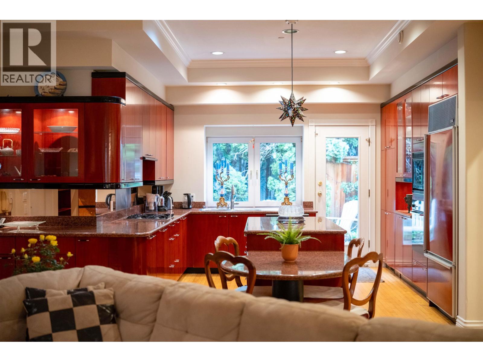 2635 Rosebery Avenue, West Vancouver, British Columbia  V7V 3A3 - Photo 36 - R3090683