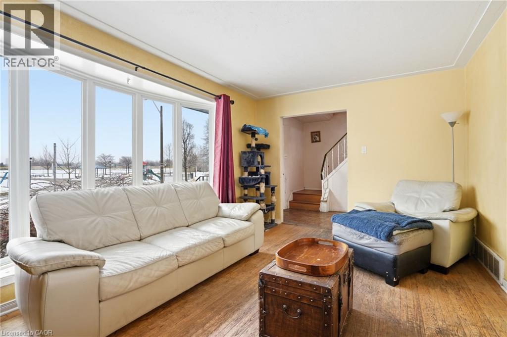 56 Purnell Drive, Hamilton, Ontario  L9C 4Y3 - Photo 3 - 40806398