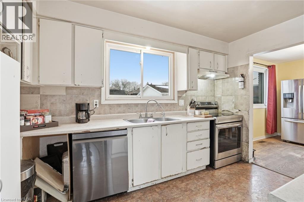 56 Purnell Drive, Hamilton, Ontario  L9C 4Y3 - Photo 9 - 40806398