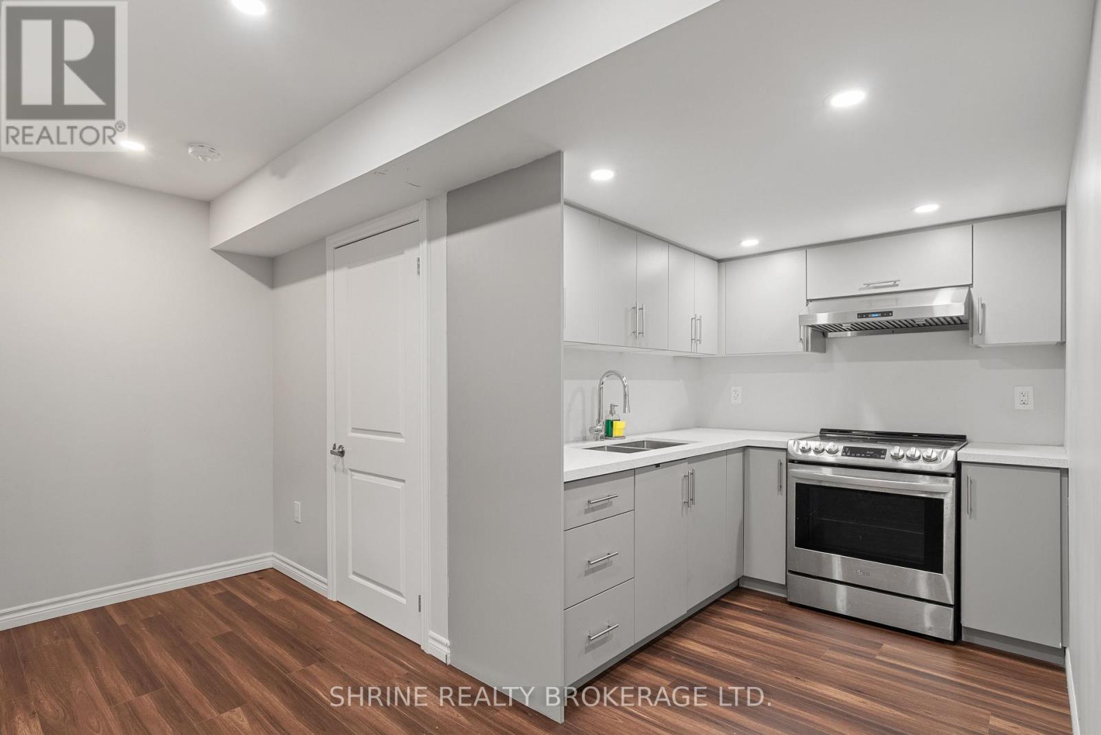 3719 Somerston Crescent, London South, Ontario  N6L 0G4 - Photo 39 - X12807240