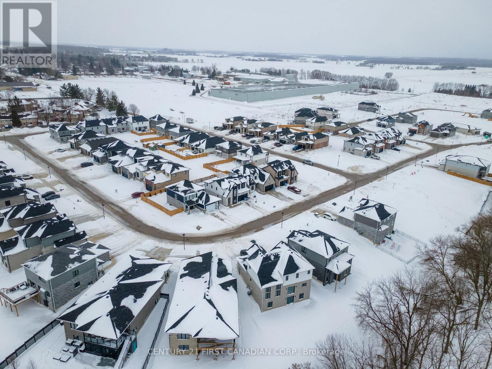 52 Greene Street, South Huron, Ontario  N0M 1S3 - Photo 3 - X12807264