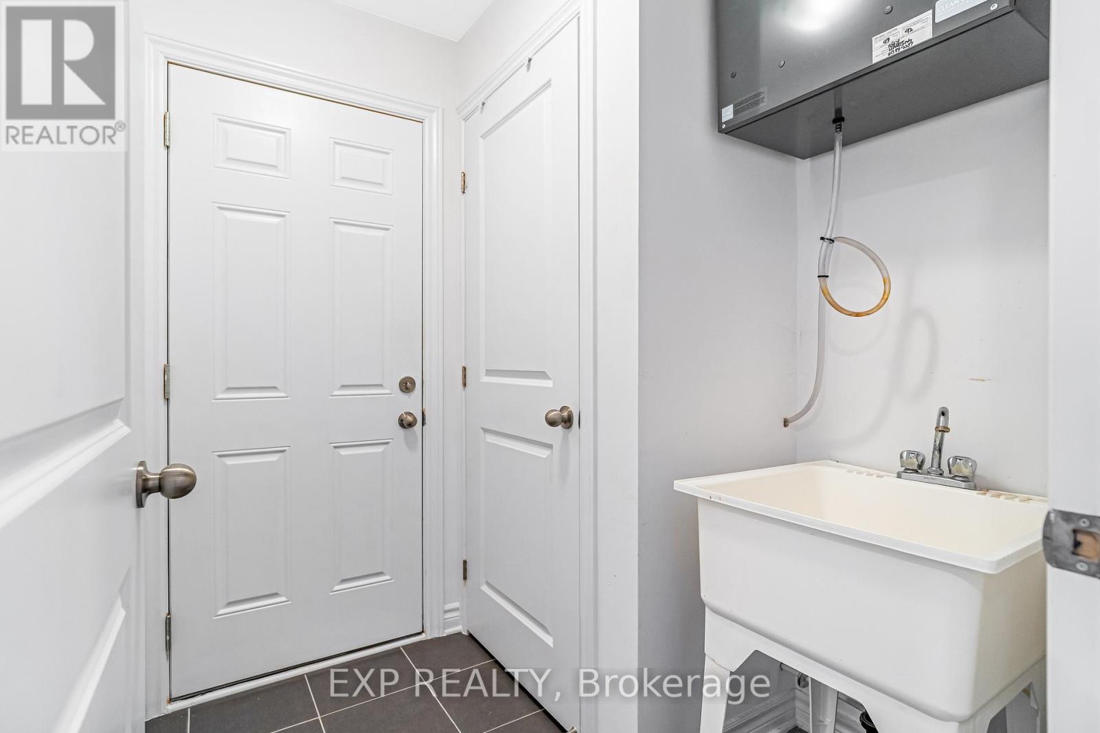 72 Dun Skipper Drive, Ottawa, Ontario  K1X 0E8 - Photo 21 - X12807170