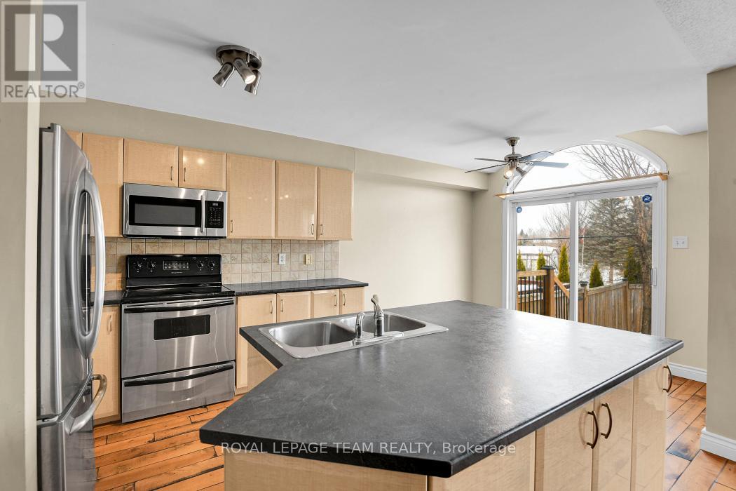 2047 Dunollie Crescent, Ottawa, Ontario  K2W 1H5 - Photo 13 - X12807192