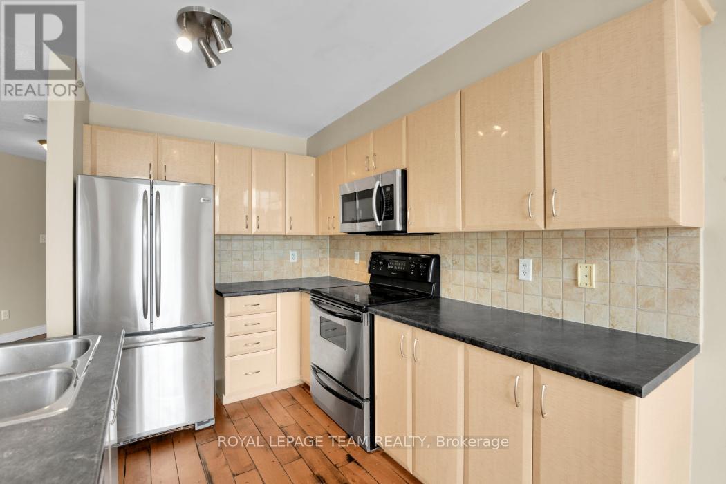 2047 Dunollie Crescent, Ottawa, Ontario  K2W 1H5 - Photo 15 - X12807192