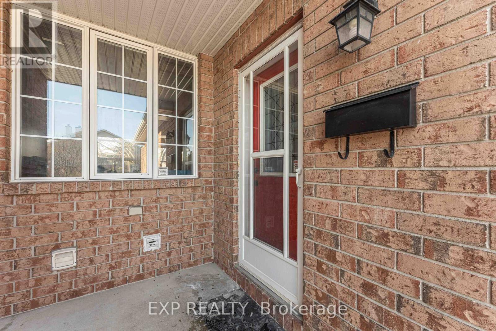 5 Mullcraft Crescent, Ottawa, Ontario  K2J 4P8 - Photo 2 - X12807202