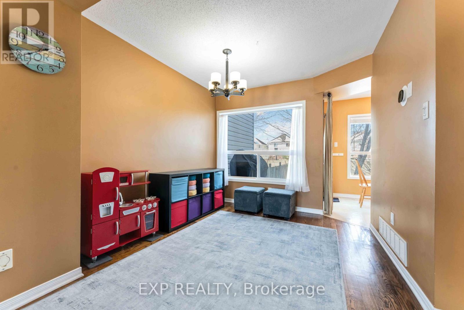 5 Mullcraft Crescent, Ottawa, Ontario  K2J 4P8 - Photo 5 - X12807202