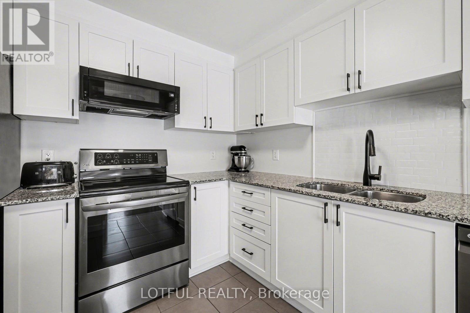 521 Foxlight Circle, Ottawa, Ontario  K2M 0L9 - Photo 13 - X12807222