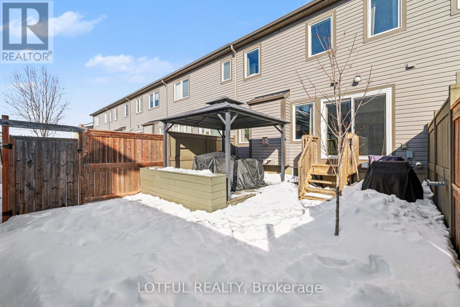 521 Foxlight Circle, Ottawa, Ontario  K2M 0L9 - Photo 34 - X12807222