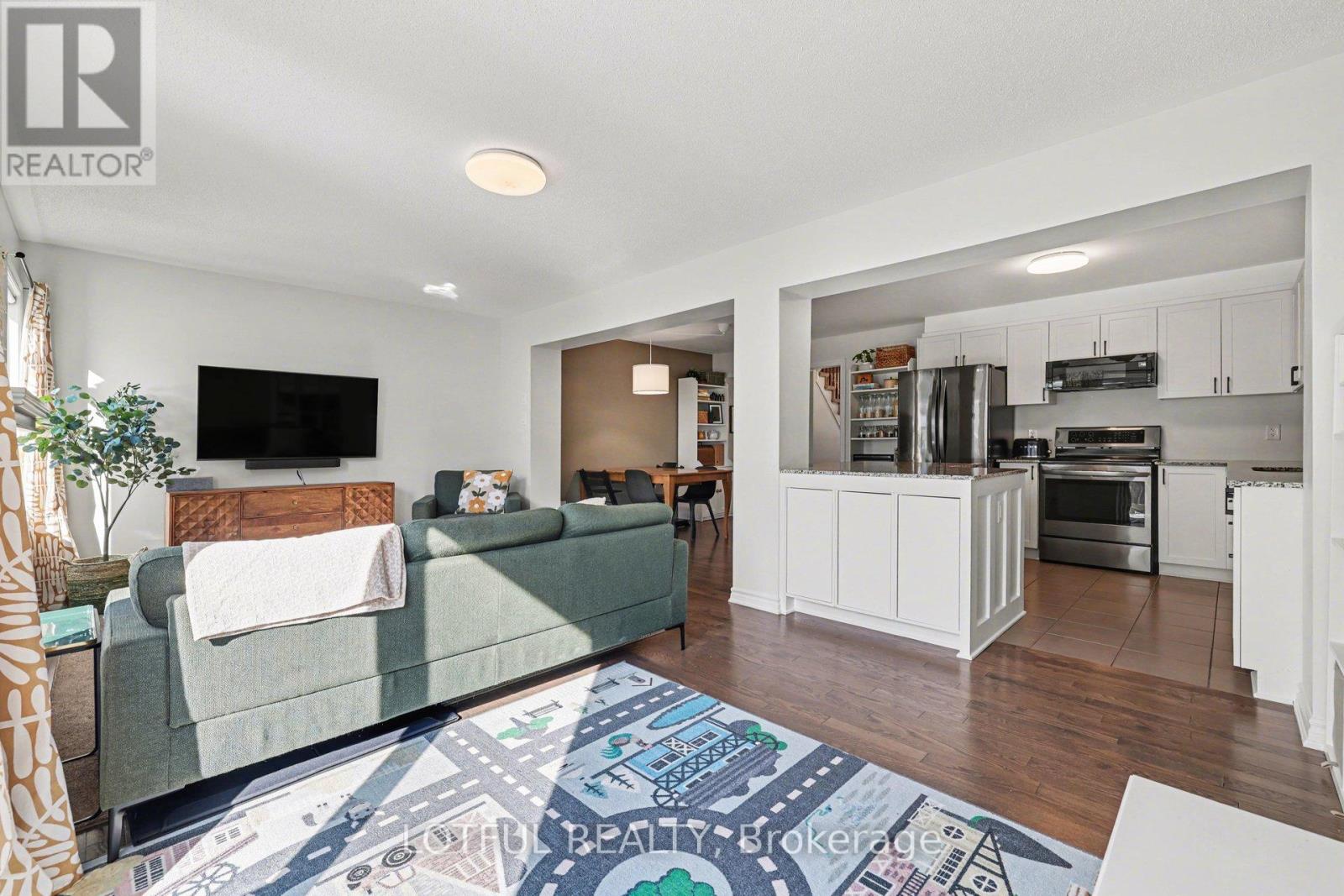 521 Foxlight Circle, Ottawa, Ontario  K2M 0L9 - Photo 8 - X12807222