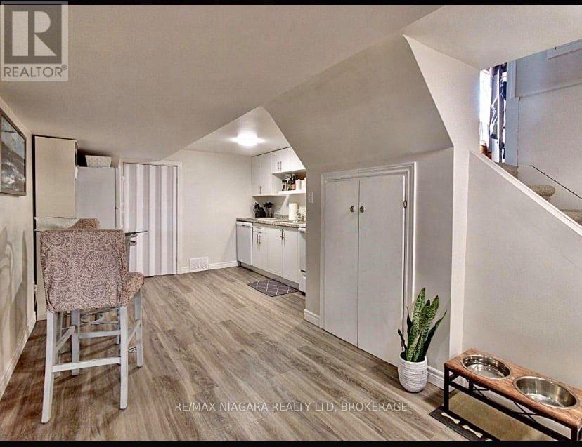 Bsmt - 14 Sullivan Drive, St. Catharines, Ontario  L2N 1K2 - Photo 2 - X12807224