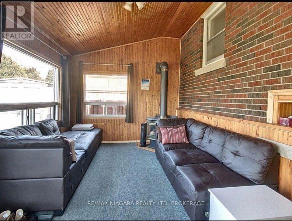 Bsmt - 14 Sullivan Drive, St. Catharines, Ontario  L2N 1K2 - Photo 7 - X12807224