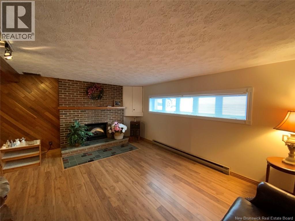 49 Hubert Street, Edmundston, New Brunswick  E3V 4K6 - Photo 11 - NB133856
