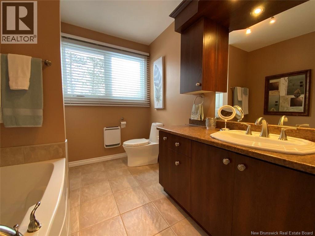 49 Hubert Street, Edmundston, New Brunswick  E3V 4K6 - Photo 9 - NB133856