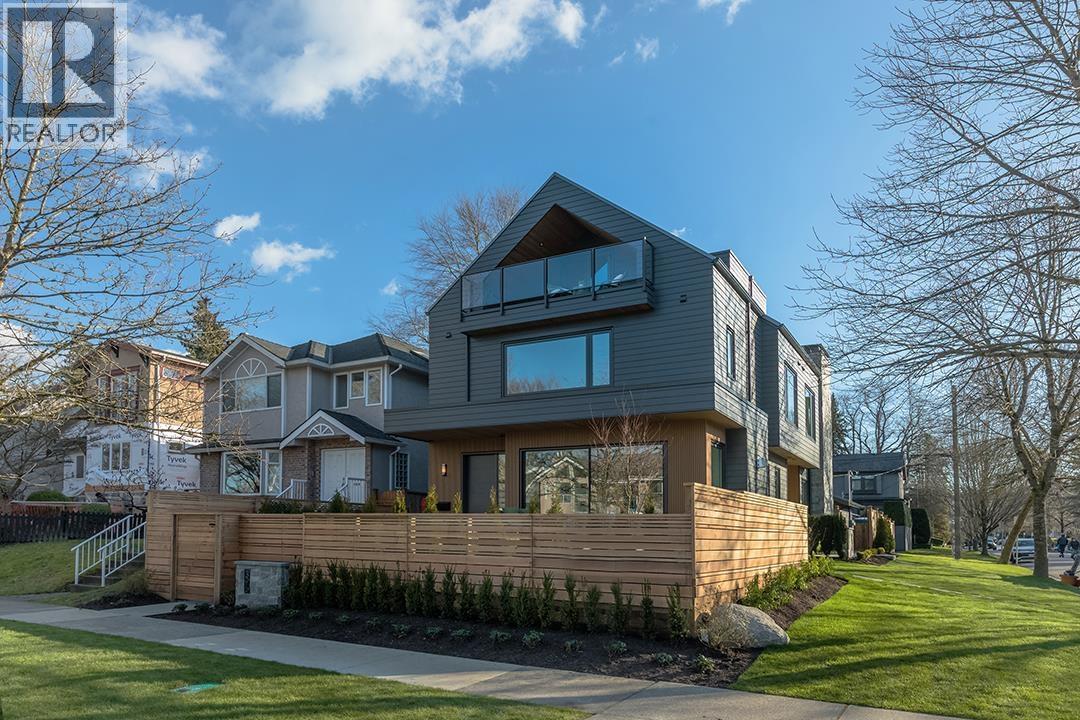 396 W 21 Avenue, Vancouver, British Columbia  V5Y 2E5 - Photo 1 - R3092014