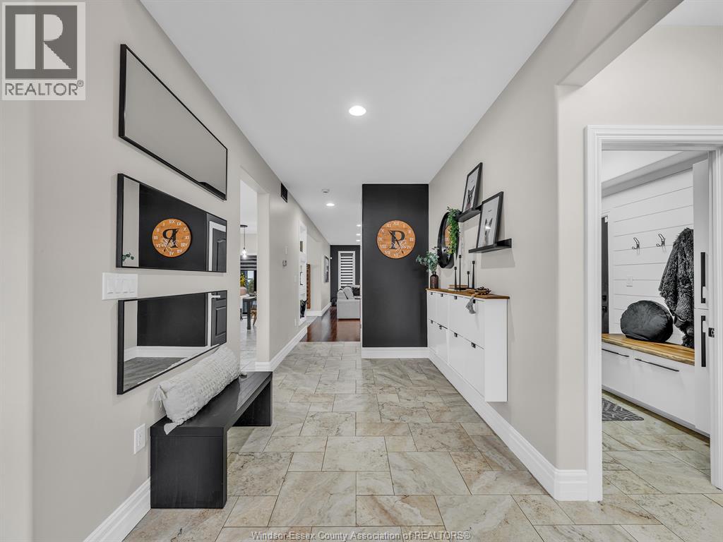 425 Pinehurst, Lakeshore, Ontario  N8L 0X4 - Photo 4 - 26003654