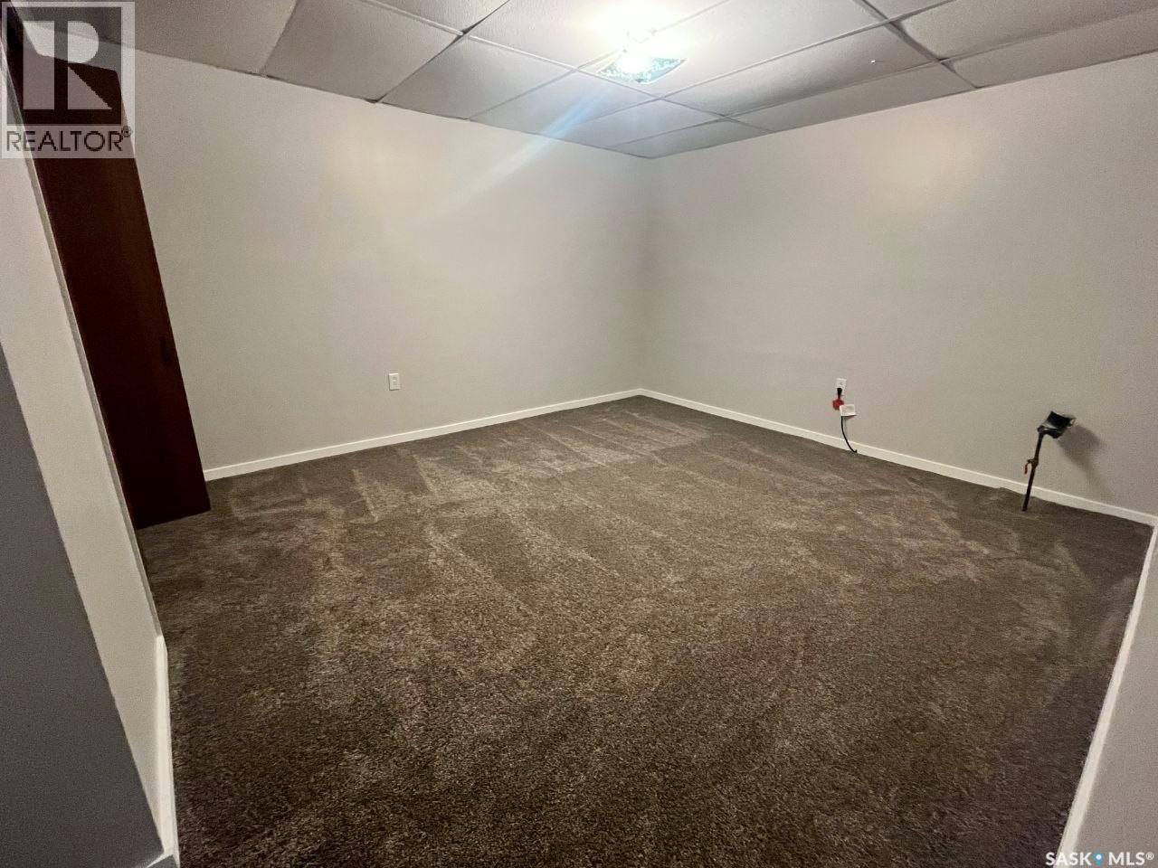 303 2nd Avenue W, Montmartre, Saskatchewan  S0G 3M0 - Photo 32 - SK028445