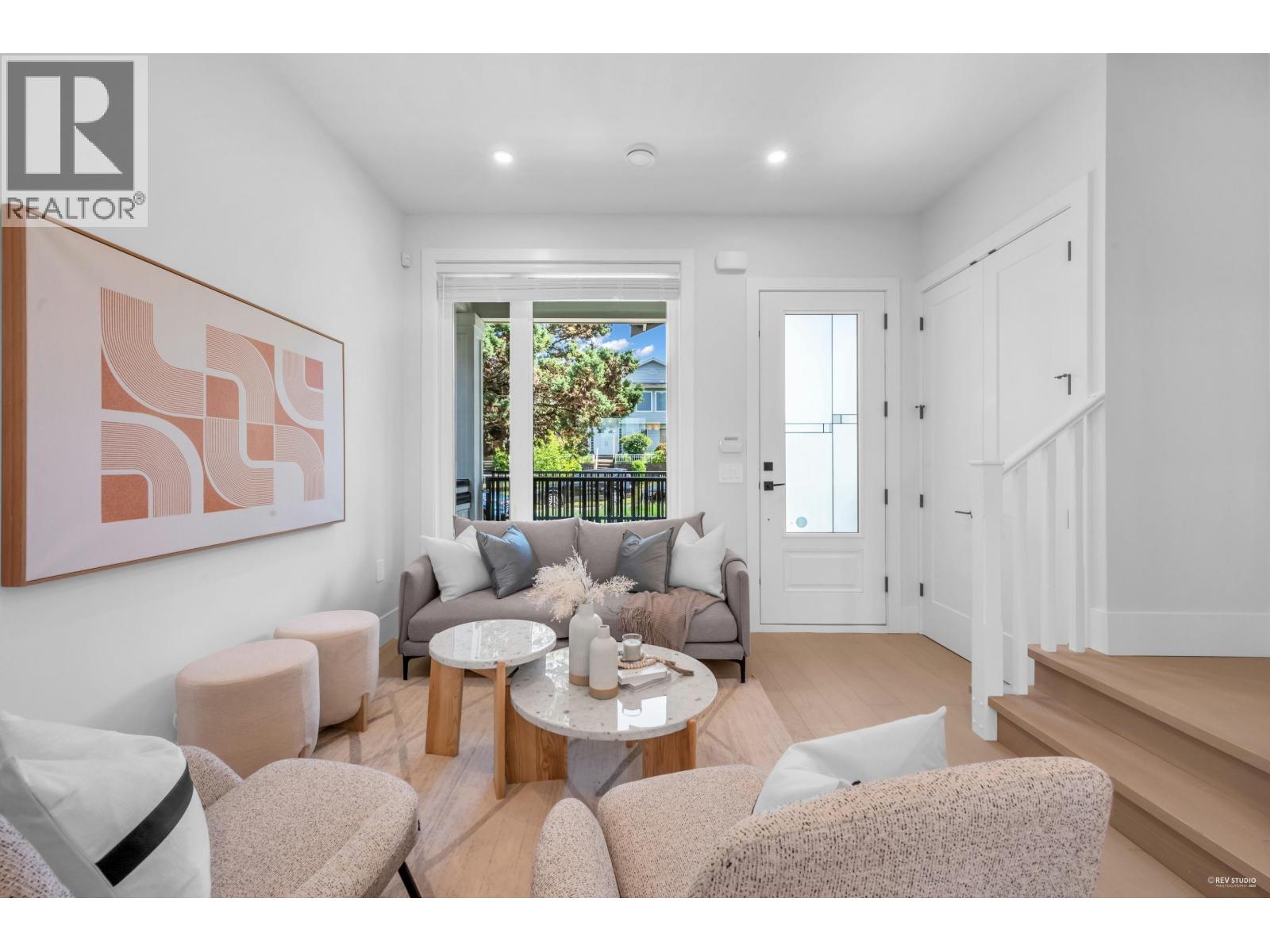 3415 Seaforth Drive, Vancouver, British Columbia  V5M 4C6 - Photo 3 - R3090837