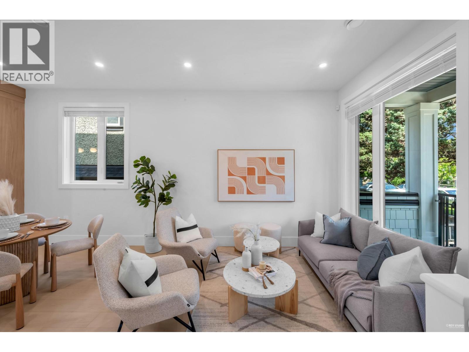 3415 Seaforth Drive, Vancouver, British Columbia  V5M 4C6 - Photo 2 - R3090837