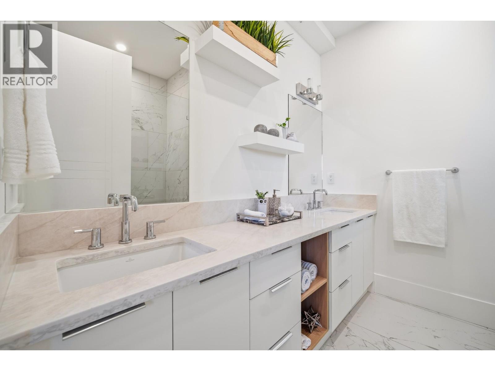 1 6139 Ashworth Avenue, Burnaby, British Columbia  V5E 3T8 - Photo 17 - R3091724