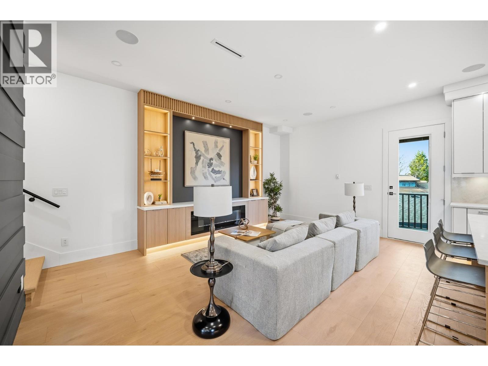 1 6139 Ashworth Avenue, Burnaby, British Columbia  V5E 3T8 - Photo 9 - R3091724