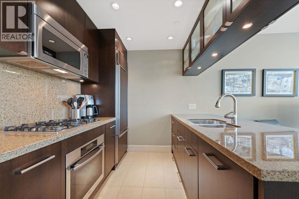 505 628 Kinghorne Mews, Vancouver, British Columbia  V6Z 3A9 - Photo 13 - R3092058