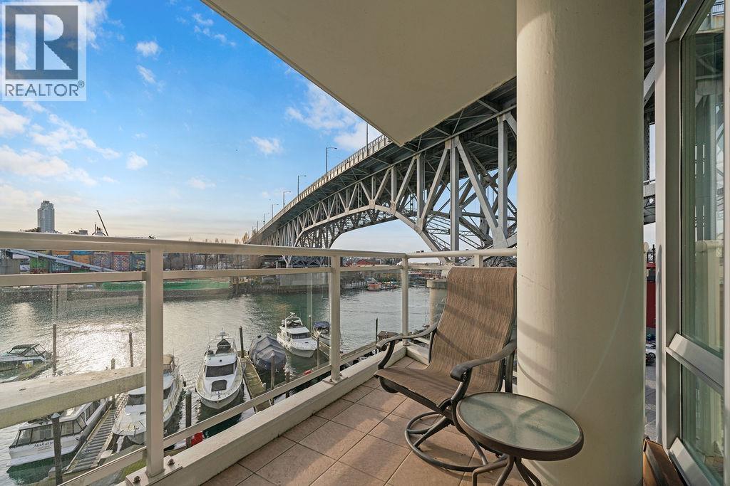 505 628 Kinghorne Mews, Vancouver, British Columbia  V6Z 3A9 - Photo 32 - R3092058