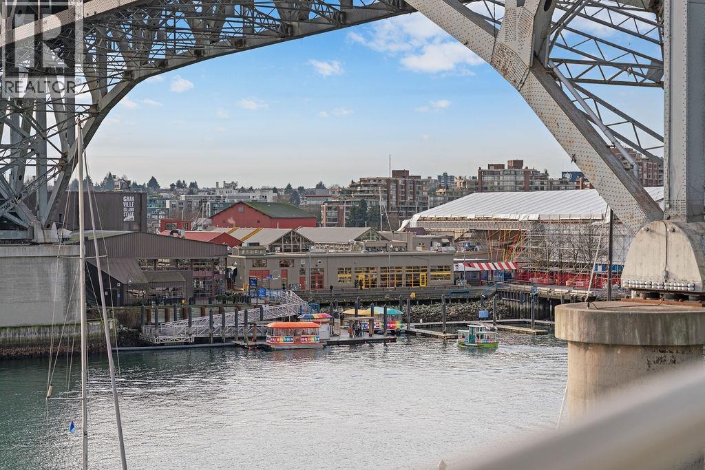 505 628 Kinghorne Mews, Vancouver, British Columbia  V6Z 3A9 - Photo 35 - R3092058