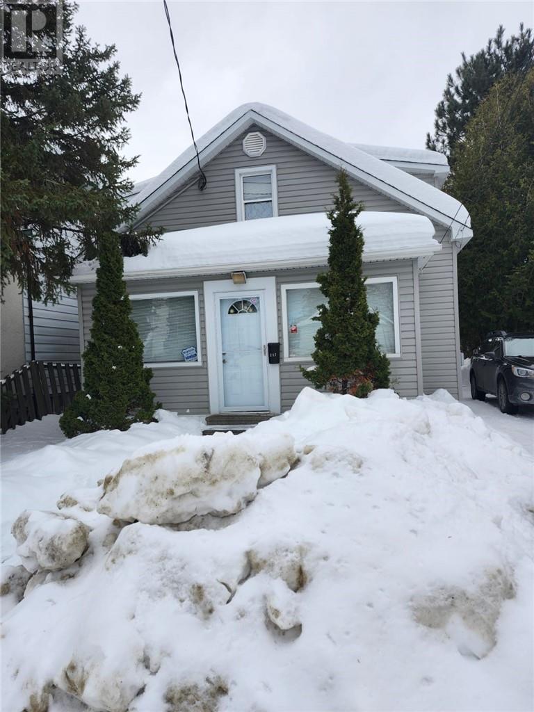 217 St George Street, Sudbury, Ontario  P3C 2X1 - Photo 1 - 2126513