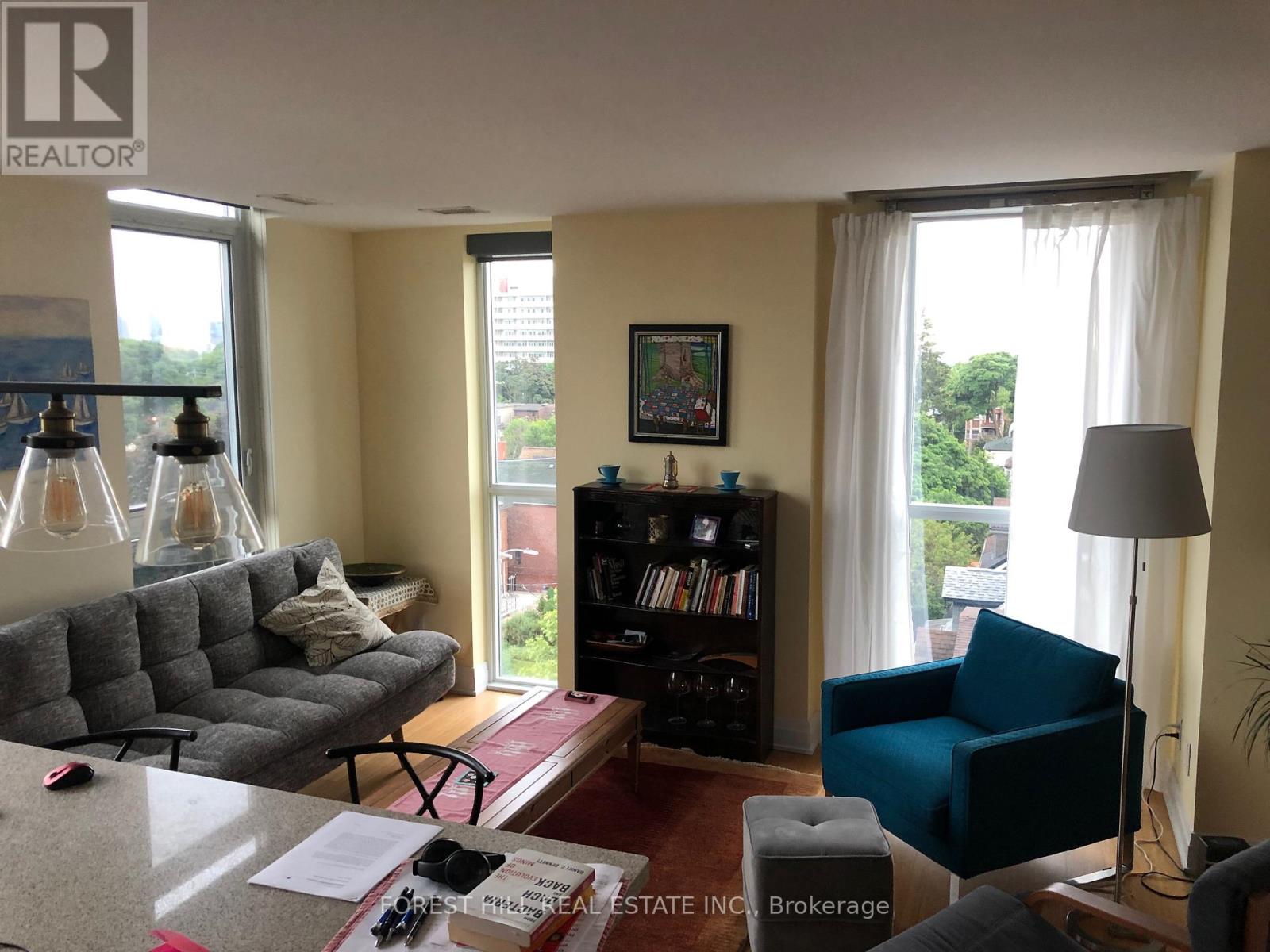 505 - 270 Rushton Road, Toronto, Ontario  M6G 0A5 - Photo 2 - C12807188