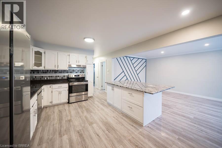 45 Buckingham Street, Brantford, Ontario  N3R 3B2 - Photo 7 - 40806315