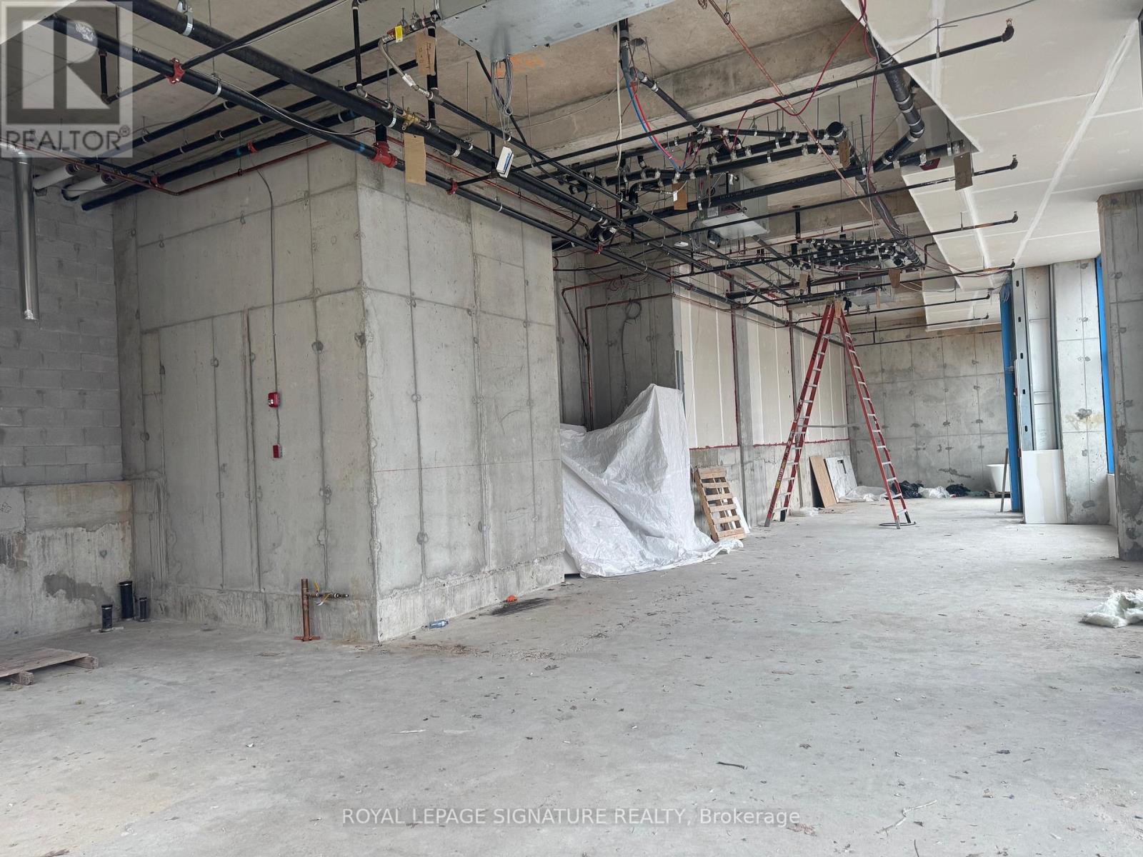 7 & 8 Level 1 - 123 Maurice Drive, Oakville, Ontario  L6K 2W6 - Photo 3 - W12805252