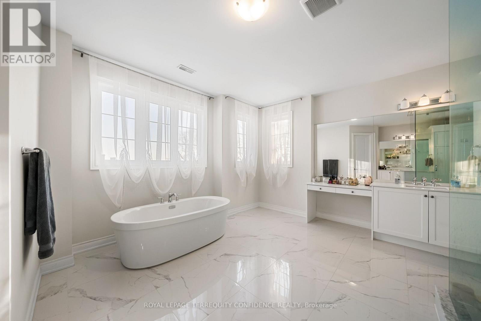 23 Macmurchy Avenue, King, Ontario  L0J 1C0 - Photo 32 - N12807184