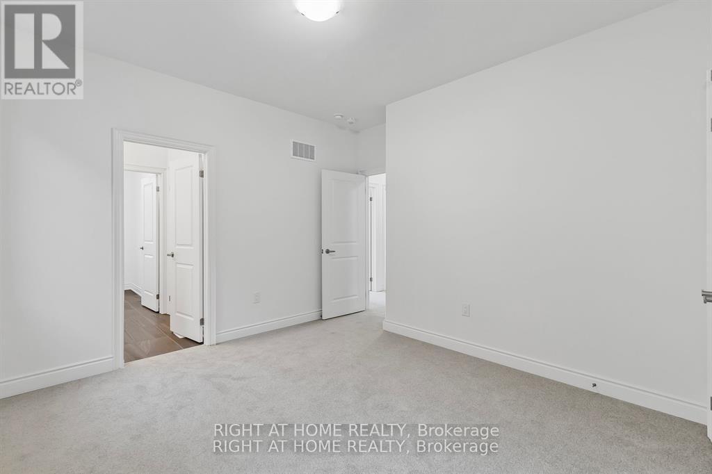 59 Cunningham Drive, Bradford West Gwillimbury, Ontario  L0G 1B0 - Photo 24 - N12807250