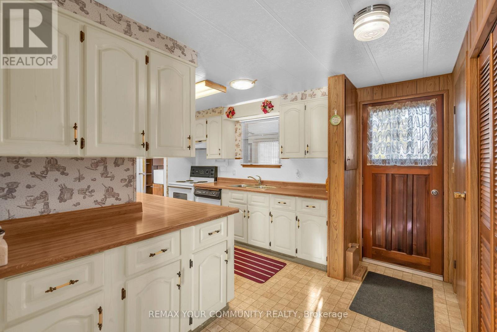 22 Emery Court, Georgina, Ontario  L0E 1R0 - Photo 32 - N12807260