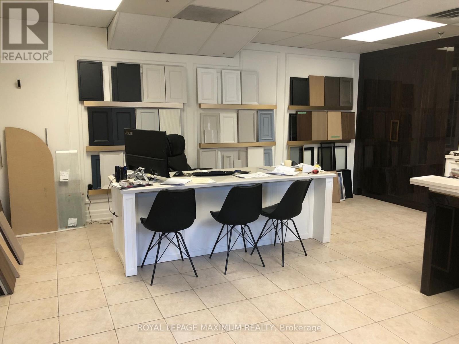 4 (Main) - 53 Woodstream Boulevard, Vaughan, Ontario  L4L 7V8 - Photo 6 - N12807274