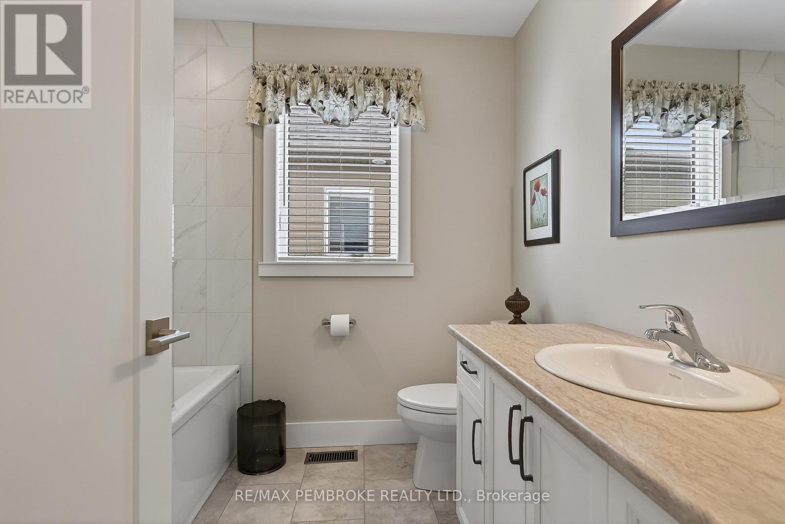 347 Nelson Street, Pembroke, Ontario  K8A 3N5 - Photo 31 - X12799038