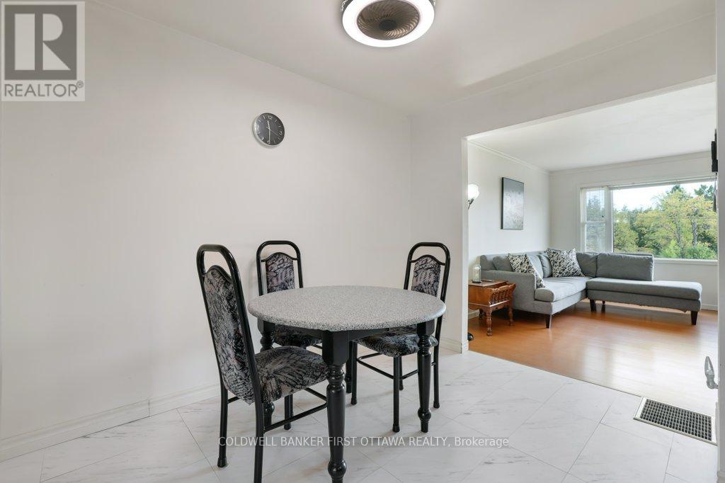 1181 Holbrook Road, Montague, Ontario  K7A 4S7 - Photo 10 - X12806292