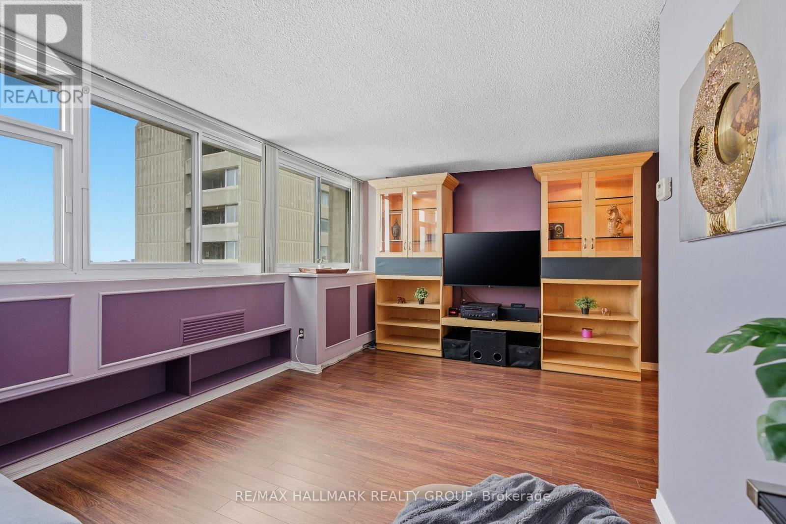 2301 - 500 Laurier Avenue W, Ottawa, Ontario  K1R 5E1 - Photo 4 - X12804452