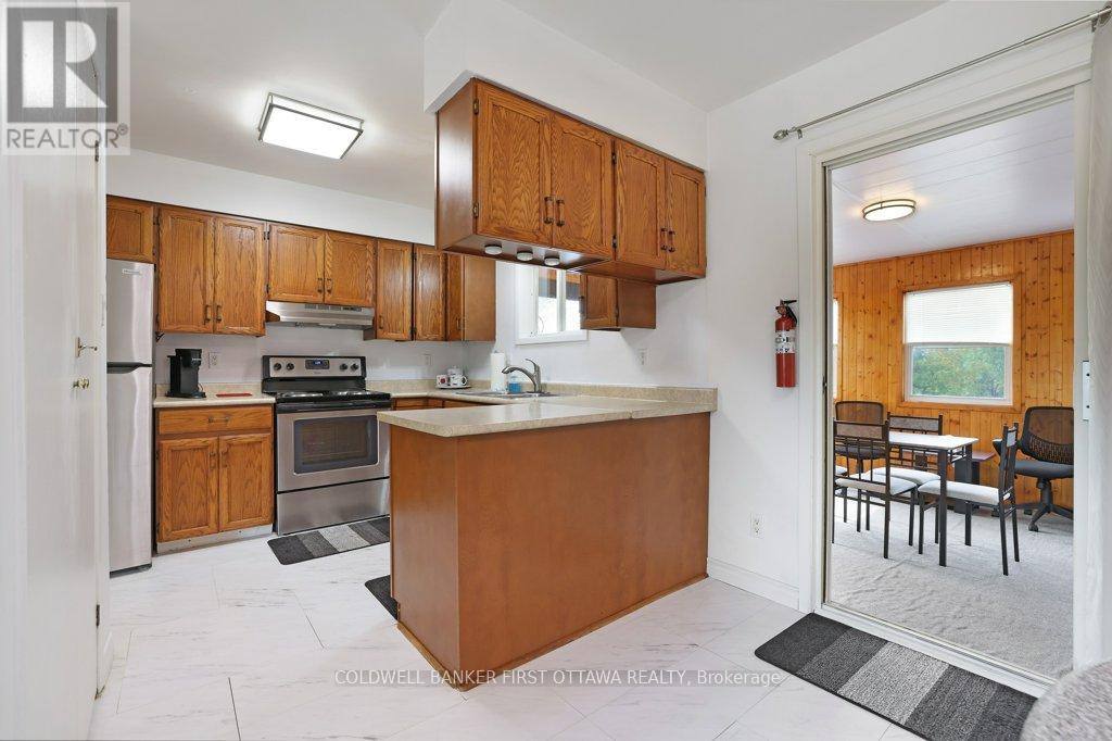 1181 Holbrook Road, Montague, Ontario  K7A 4S7 - Photo 8 - X12806292