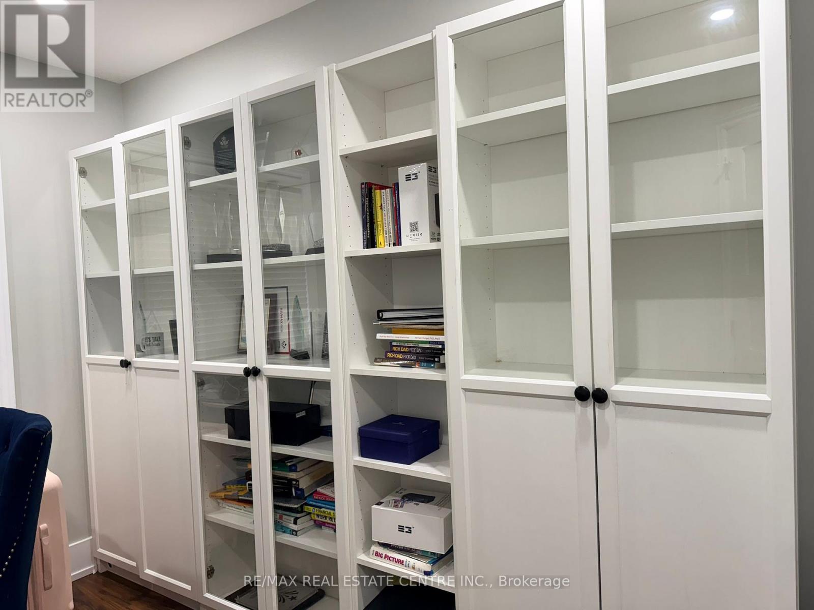 148 Gardenbrooke Trail, Brampton, Ontario  L6P 3C9 - Photo 12 - W12772994