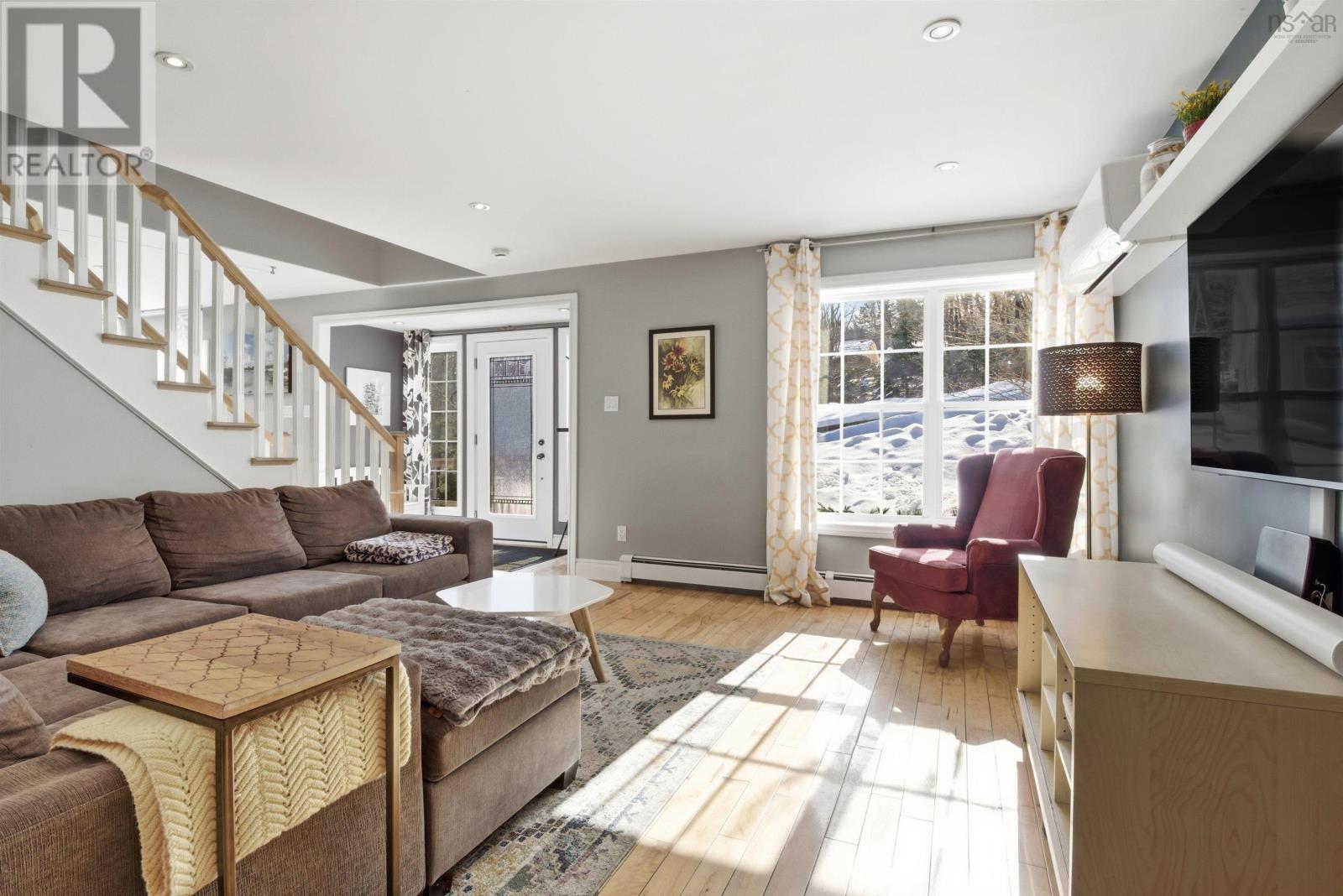 11 Maplewood Drive, Halifax, Nova Scotia  B3N 1C4 - Photo 10 - 202603124